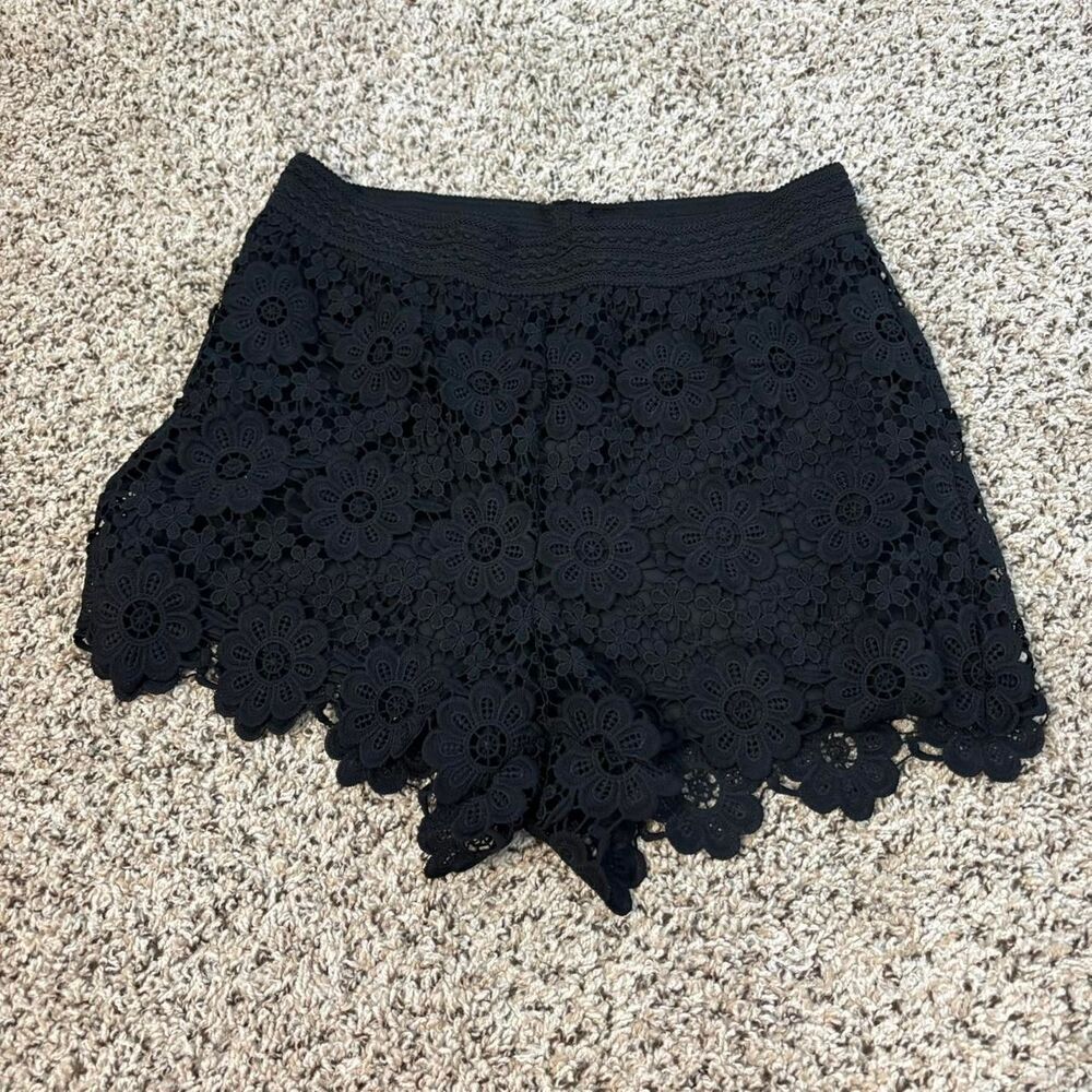 Black Lace Shorts, Size M, Floral Pattern, Elastic Waistband, Summer Boho